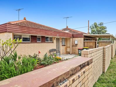 2/5 Uldina Place, Pinjarra WA 6208