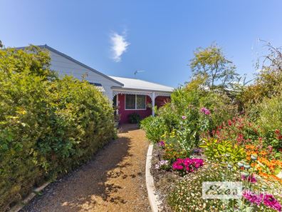 13 Elias Court, Collie WA 6225