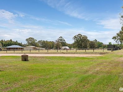 36 Redcliffe Road, Cardup WA 6122