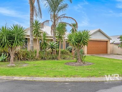 34 Lakeside Drive, Mckail WA 6330