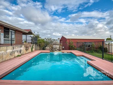 30 Lucretia Street, Eaton WA 6232