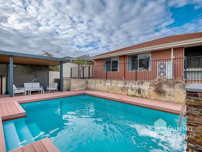 30 Lucretia Street, Eaton WA 6232