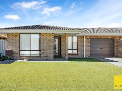 2/54 Freeland Square, Eden Hill WA 6054