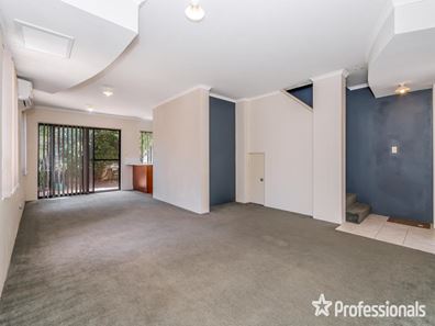 22/53 Woodloes Street, Cannington WA 6107