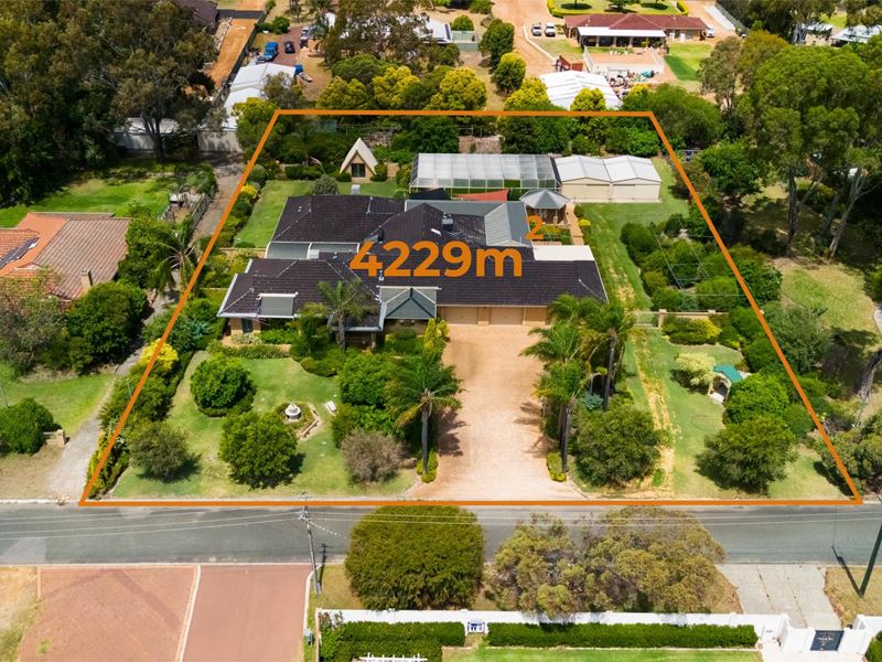 18 Saddleback Circle, Maida Vale