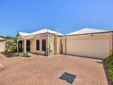 8B Davilak Crescent, Manning WA 6152