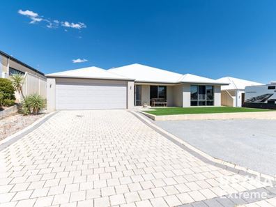 4 Lynella Circuit, Banksia Grove WA 6031