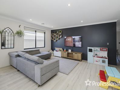 27 Radiant Loop, Dayton WA 6055