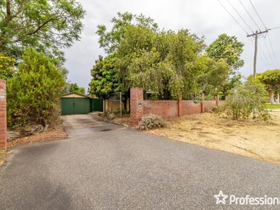 8 Dural Way, Armadale WA 6112