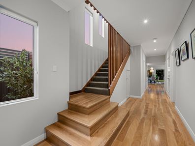 18 Second Avenue, Claremont WA 6010