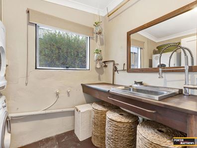 20 Kenwick Road, Kenwick WA 6107