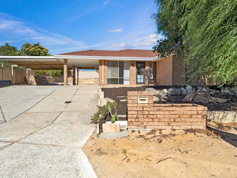 3 Lyndon Court, Heathridge WA 6027