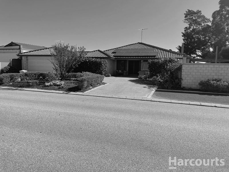 4 Murray Waters Boulevard, South Yunderup