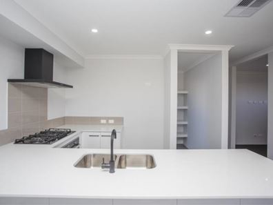 23 Vaughan Crescent, Forrestdale WA 6112