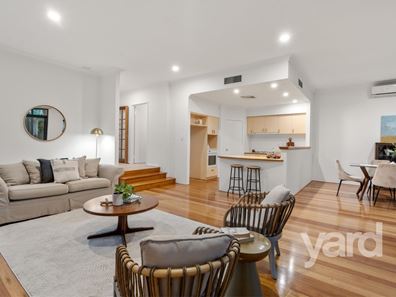 35 Kitchener Road, Melville WA 6156