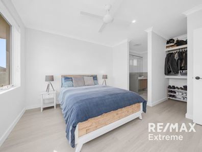 26 Torrenova Way, Sinagra WA 6065
