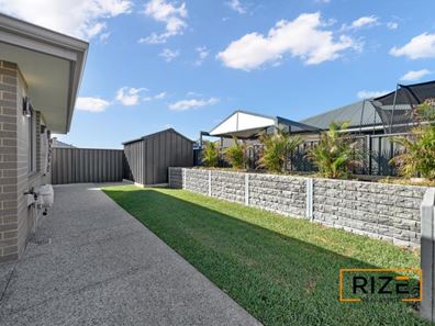 12 Dragonfly Road, Banksia Grove WA 6031