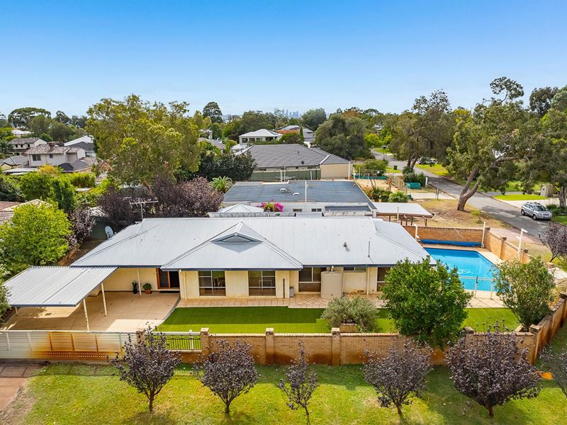 2 Morriett Street, Attadale