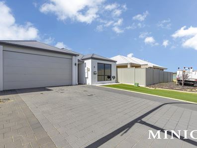 3 Baggot Road, Hilbert WA 6112