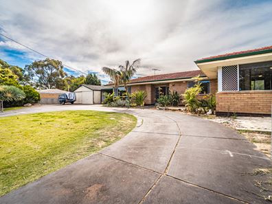 55 Christmas Avenue, Orelia WA 6167