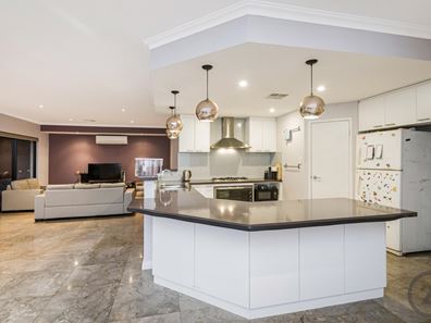 32 Sanctuary Circuit, Dawesville WA 6211