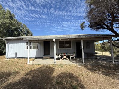 27 Burges Street, Port Denison WA 6525