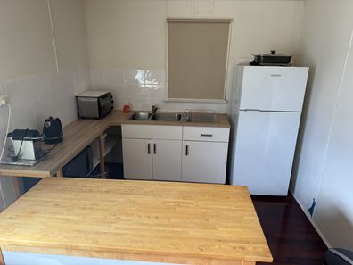 27 Burges Street, Port Denison WA 6525