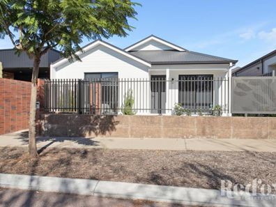 30 Berckelman Circuit, South Guildford WA 6055