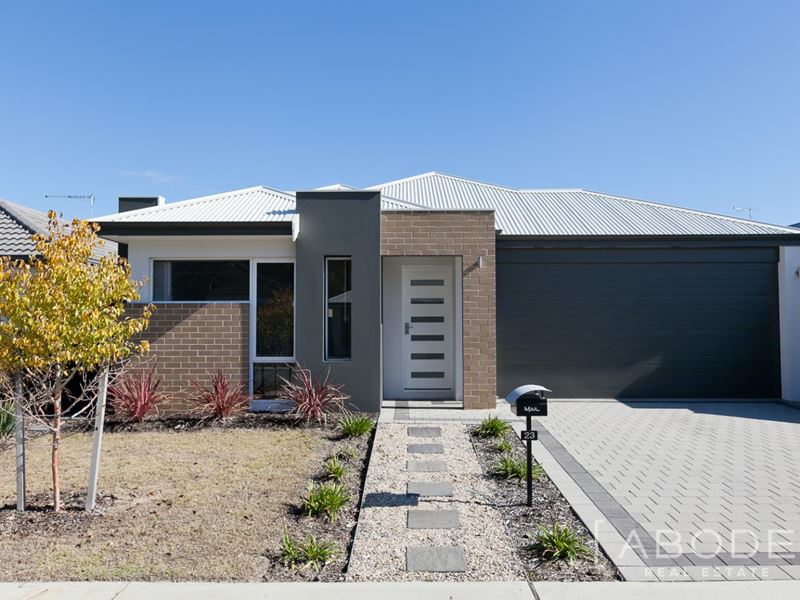 23 Persan Way, Dayton WA 6055