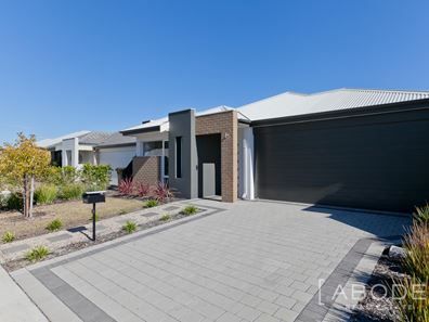 23 Persan Way, Dayton WA 6055