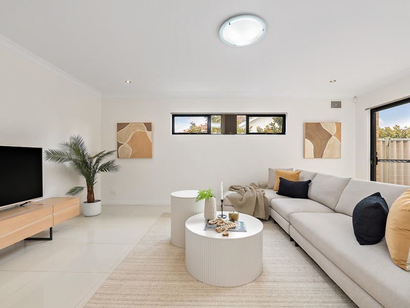 95A Arkana Road, Westminster