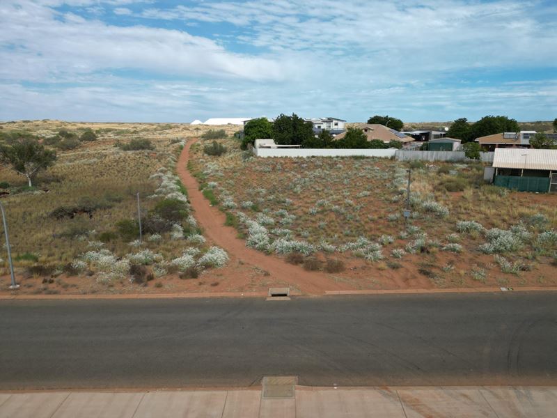 6 Hooley Avenue, Onslow WA 6710