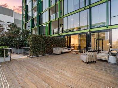 606/6 Baumea Way, Innaloo WA 6018