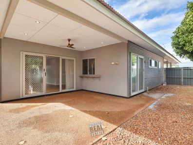24 Prancing Avenue, Baynton WA 6714