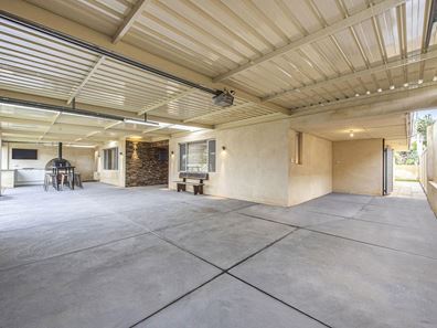 21 Ledger Street, Warnbro WA 6169