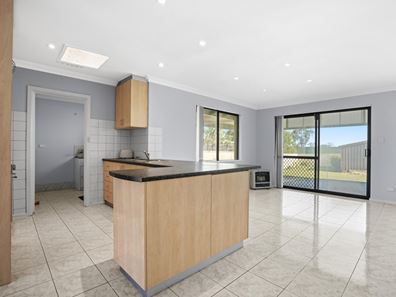 11 Okewood Way, Morley WA 6062