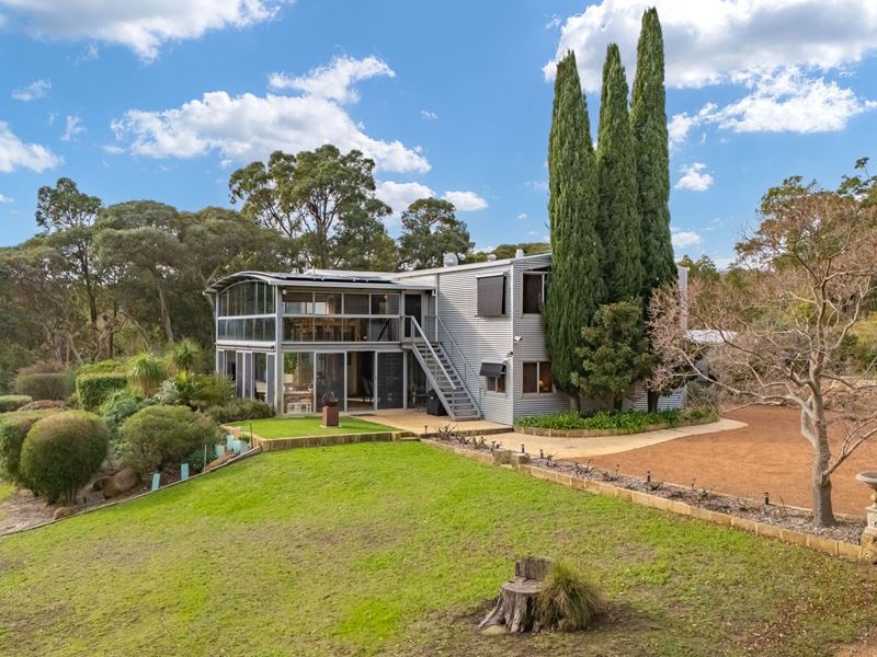 479 Ridgeview Drive, Meelon