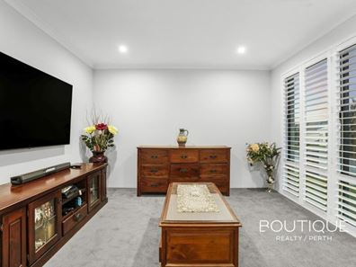 5 Welford Way, Success WA 6164