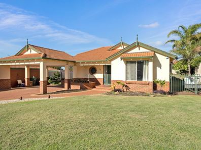 15 Glencraig Crescent, Kinross WA 6028