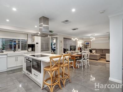 36 St Helena Way, Iluka WA 6028