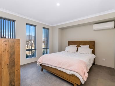 18 Foraker Street, Haynes WA 6112