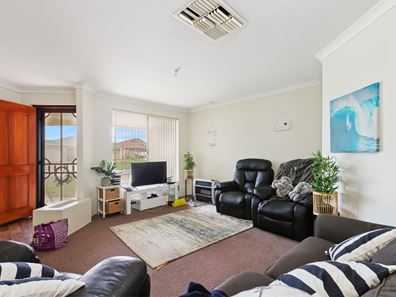 9 Zedora Loop, Port Kennedy WA 6172