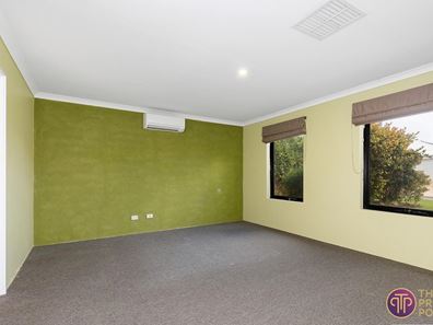 7 Culvers Road, Secret Harbour WA 6173