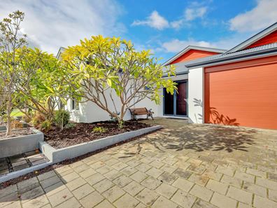 32 Whittaker Turn, Piara Waters WA 6112