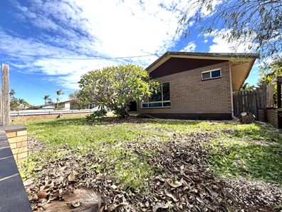299 Robinson  Street, East Carnarvon WA 6701