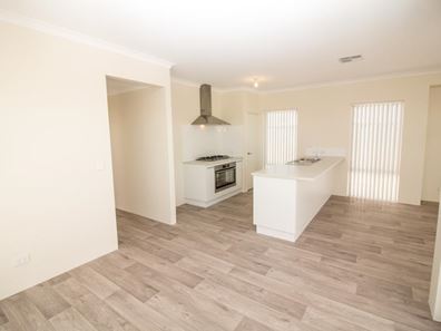 8 Rock Way, Alkimos WA 6038