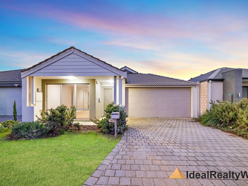 53 Lancaster Loop, Piara Waters WA 6112
