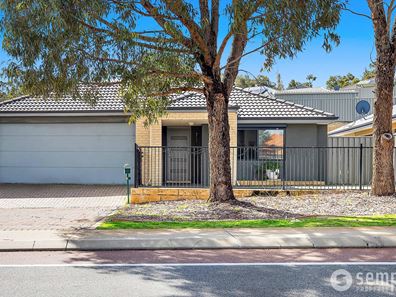 39 Leda Boulevard, Wellard WA 6170