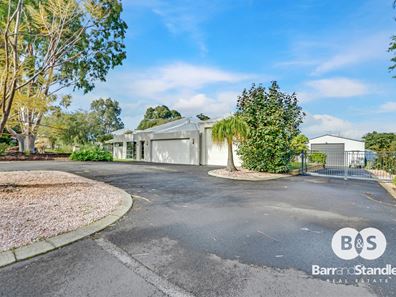 6 Piara Way, Dalyellup WA 6230