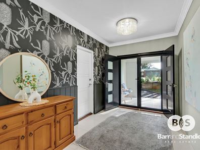 6 Piara Way, Dalyellup WA 6230
